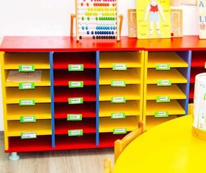 étagère-bibliothèque